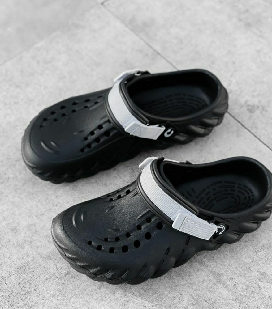 New clogs - Picture 2 of 4